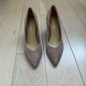 Light pink velvet block heels